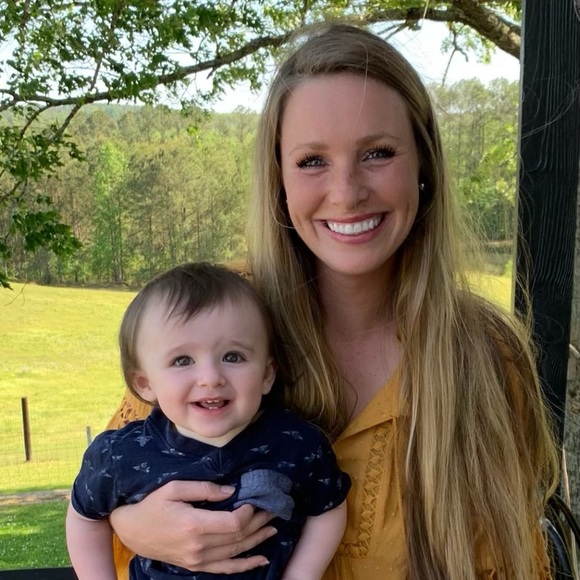 Meet your Posher, Katie - Picture 1 of 1